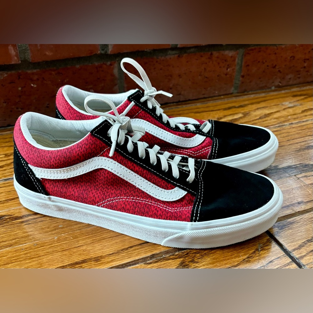 Vans Red and Black Old Skool Athletic Shoes
